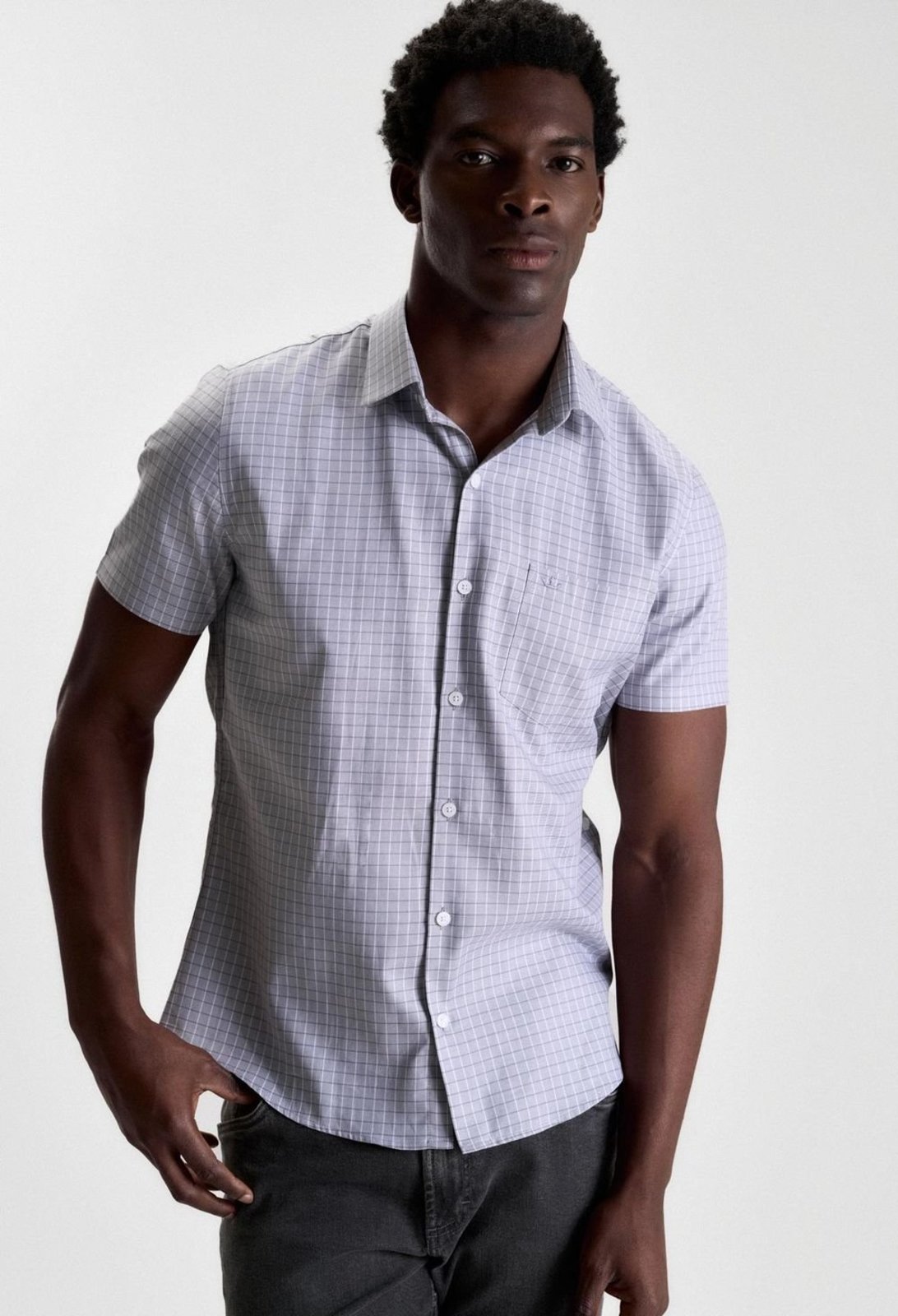 CAMISA DOCTHOS RELAXED FIT MANGA CURTA ALGODÁO EGÍPCIO XADREZ CAMISA DOCTHOS RELAXED FIT MANGA CURTA ALGODÁO EGÍPCIO XADREZ 014 CINZA P