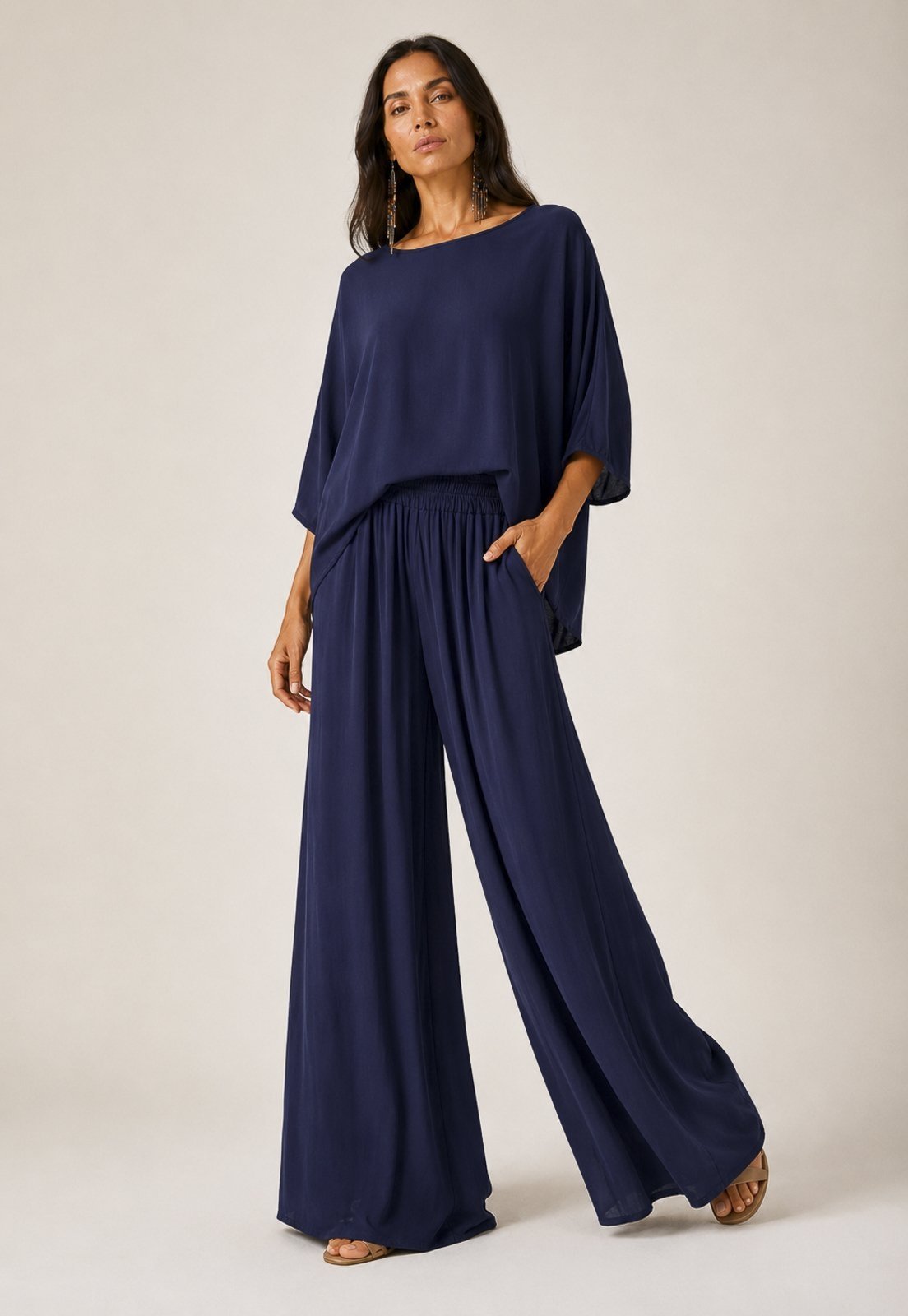 Conjunto Amazonia Vital Feminino Azul Marinho com Blusa Ampla e Calça Pantalona