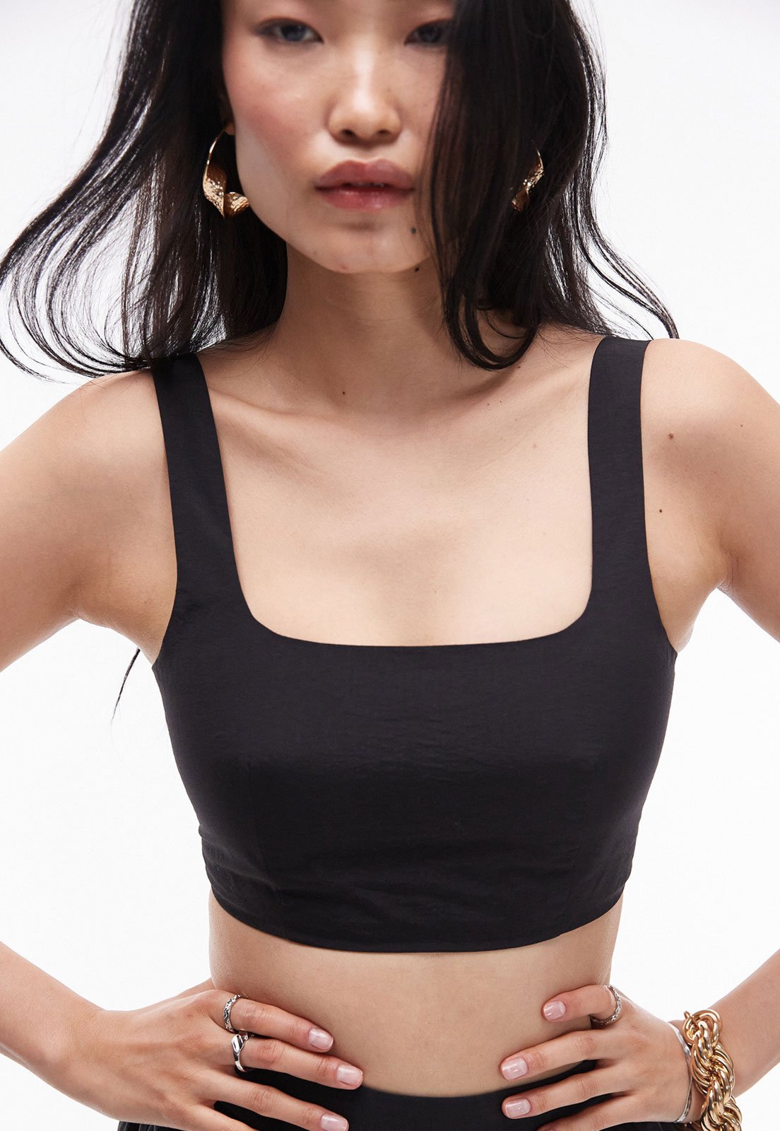 Regata Cropped TOPSHOP Ajustada Lisa Preto