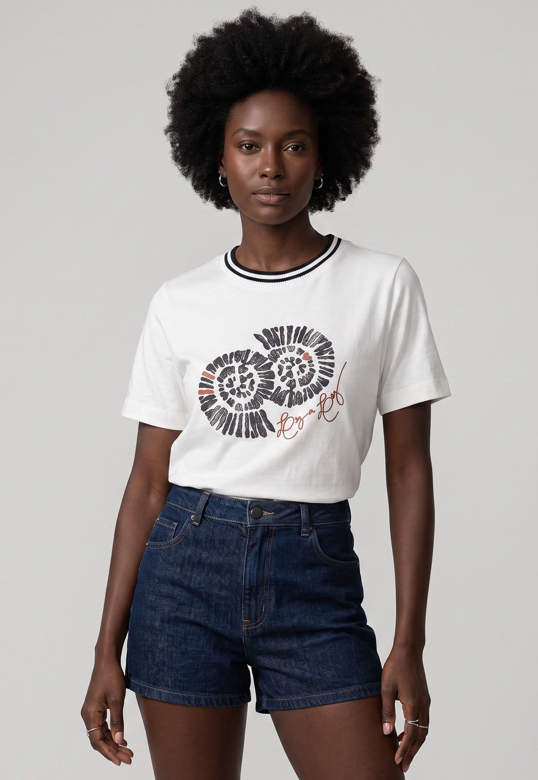 Camiseta Feminina Lez a Lez Malha Penteada Branca
