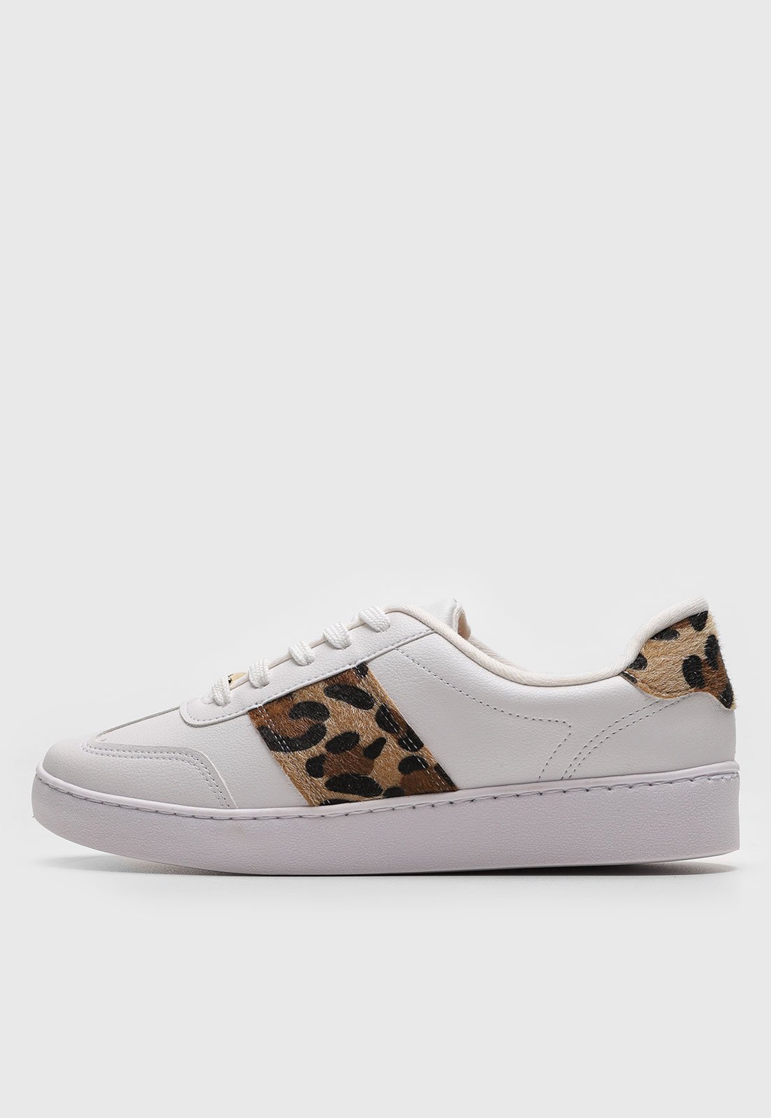 Tênis Vizzano Recorte Animal Print Onça Branco