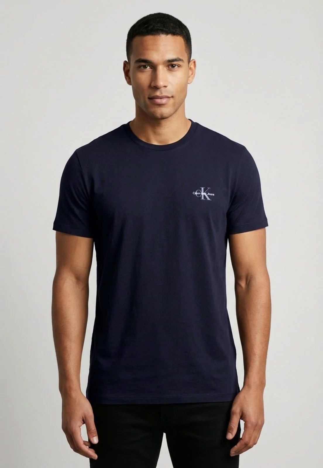Camiseta Masculina Calvin Klein Jeans Logo Azul-Marinho