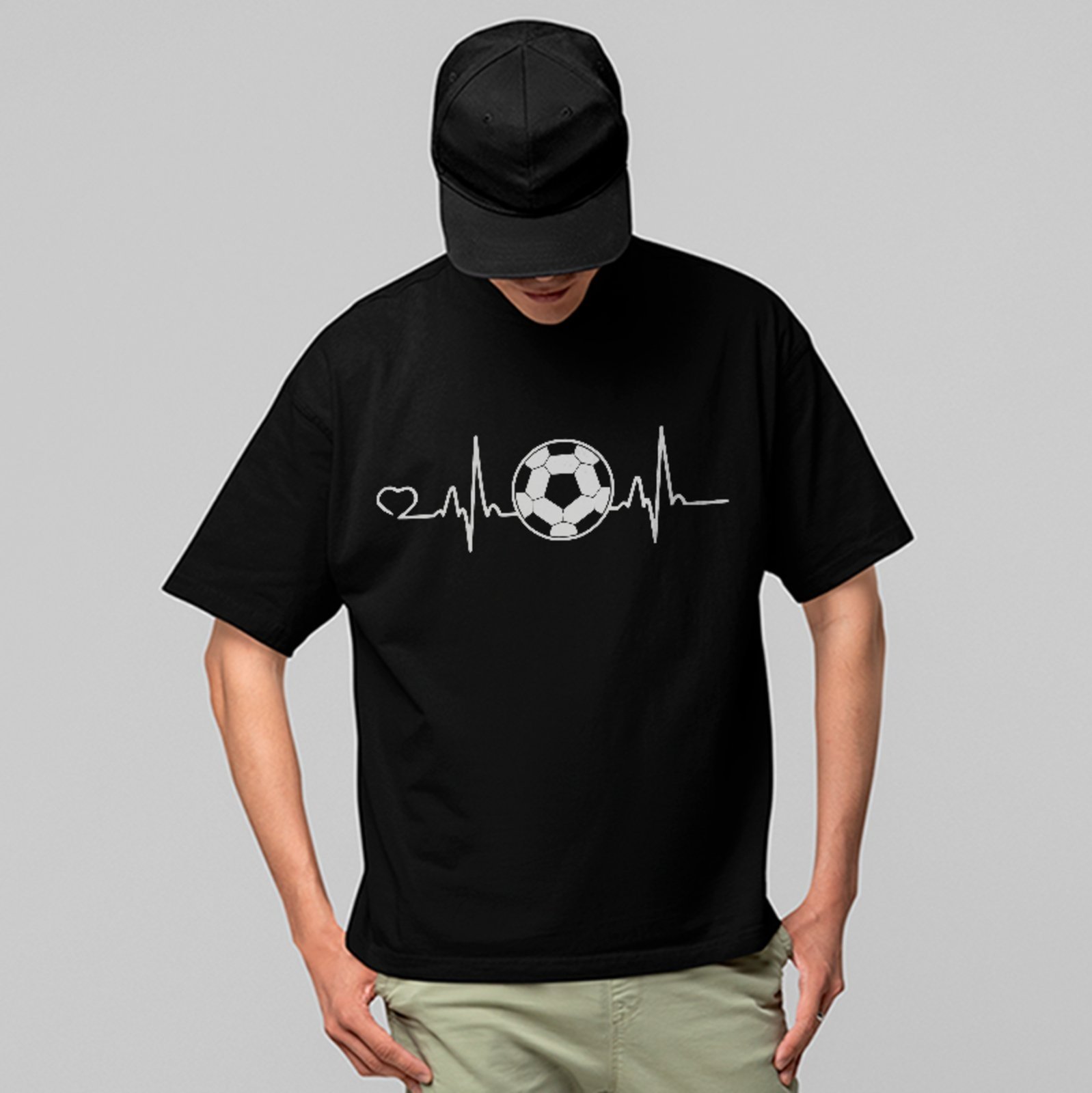 Camiseta Oversized Apaixonado em Futebol Batimento Cardíaco Unissex Preto