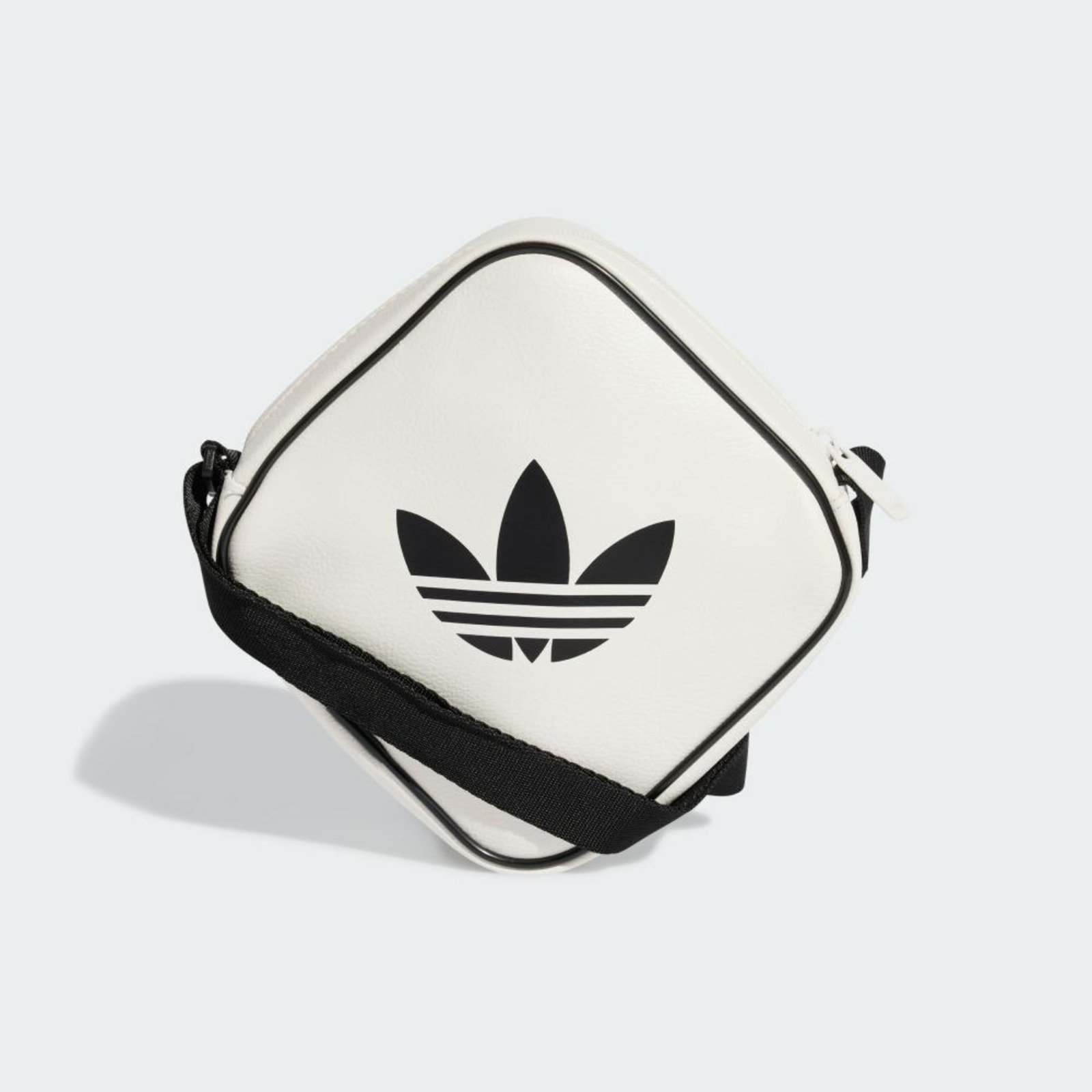 Vista 3 Bolsa Adicolor Classic Diamond Adidas preto Adidas preto