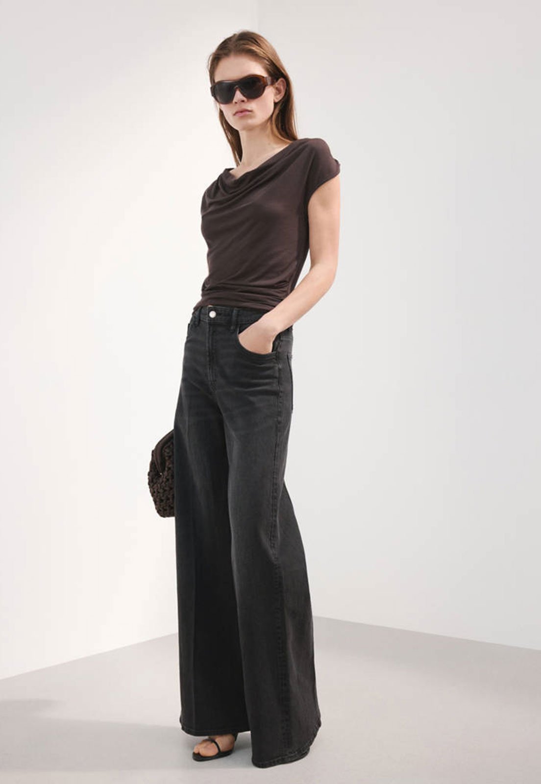 Calça Jeans Feminina Mango Wide Leg Elise Preta
