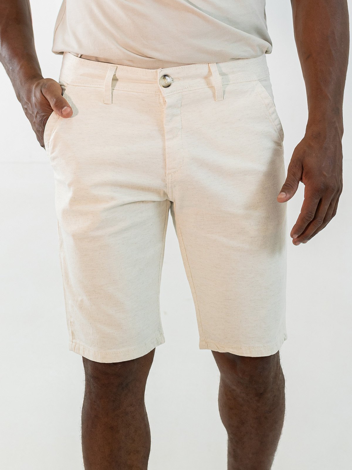 Bermuda Masculina Slim Linho Cru Tradicional Elastano Anticorpus