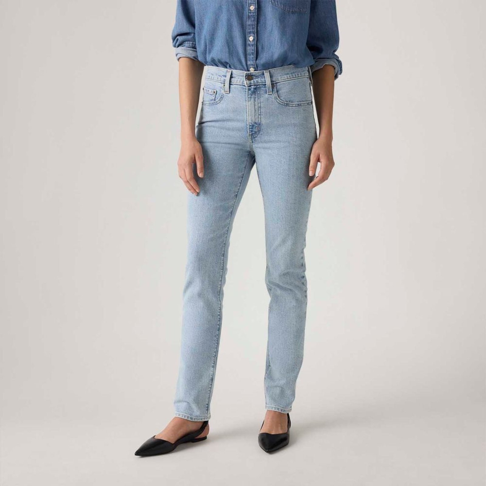 Calça Jeans Levi’s® 724® High Rise Straight Lavagem Média