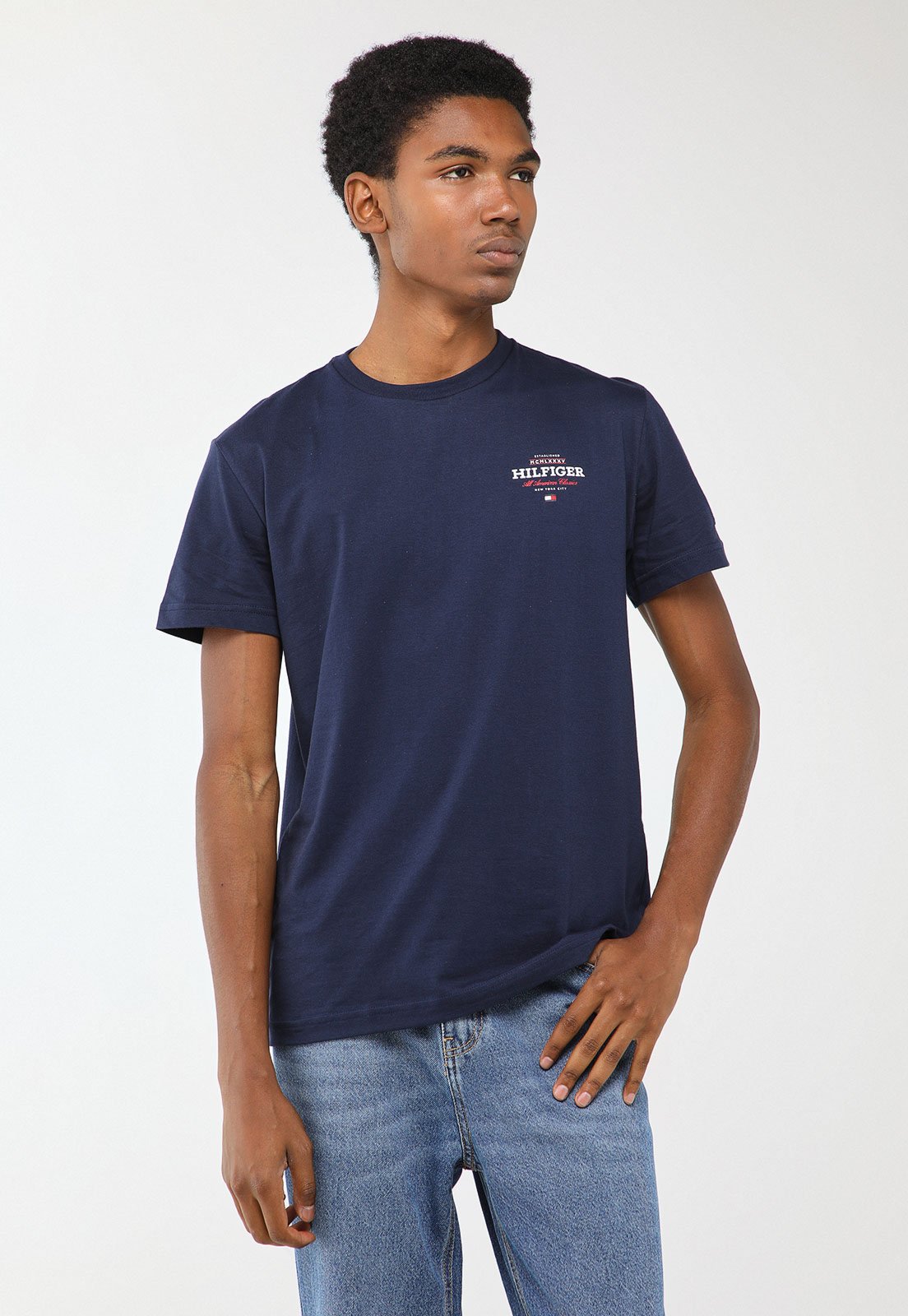 Vista 2 Camiseta Masculina Tommy Hilfiger Essential Logo azul marinho Tommy Hilfiger azul marinho