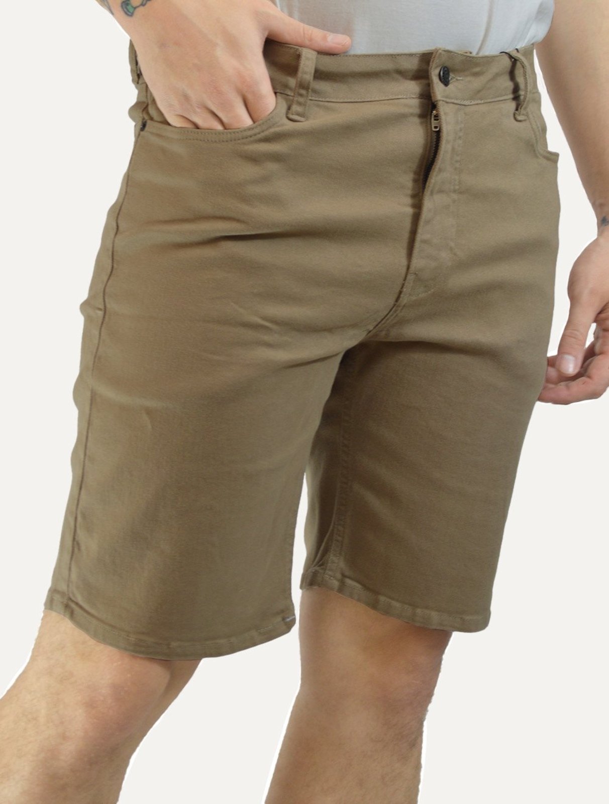 Bermuda Calvin Klein Jeans Masculina Sarja Stretch Five Pockets Marrom Claro
