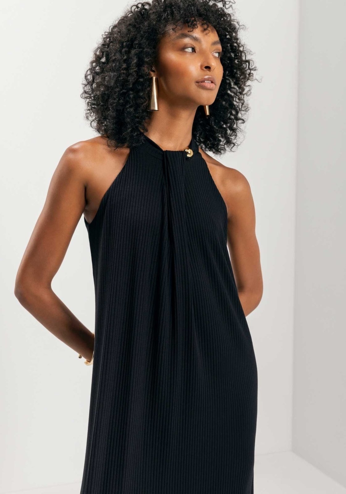 Vista 3 Vestido Longo Com Enfeite Na Gola Em Malha Canelada Lez a Lez poás Lez a Lez poás