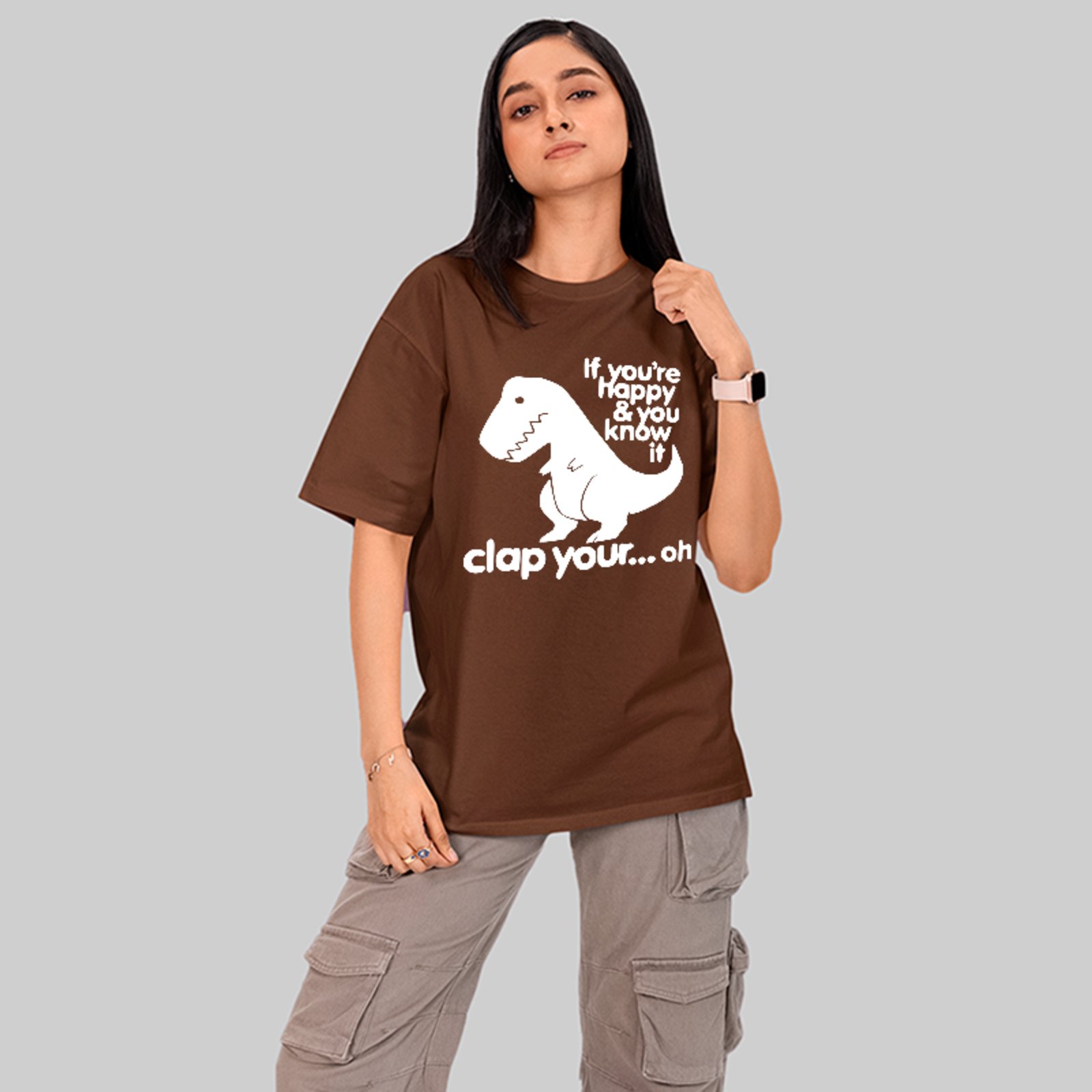 Camiseta Oversized Meme Dino T Rex Engraçado Unissex Marrom