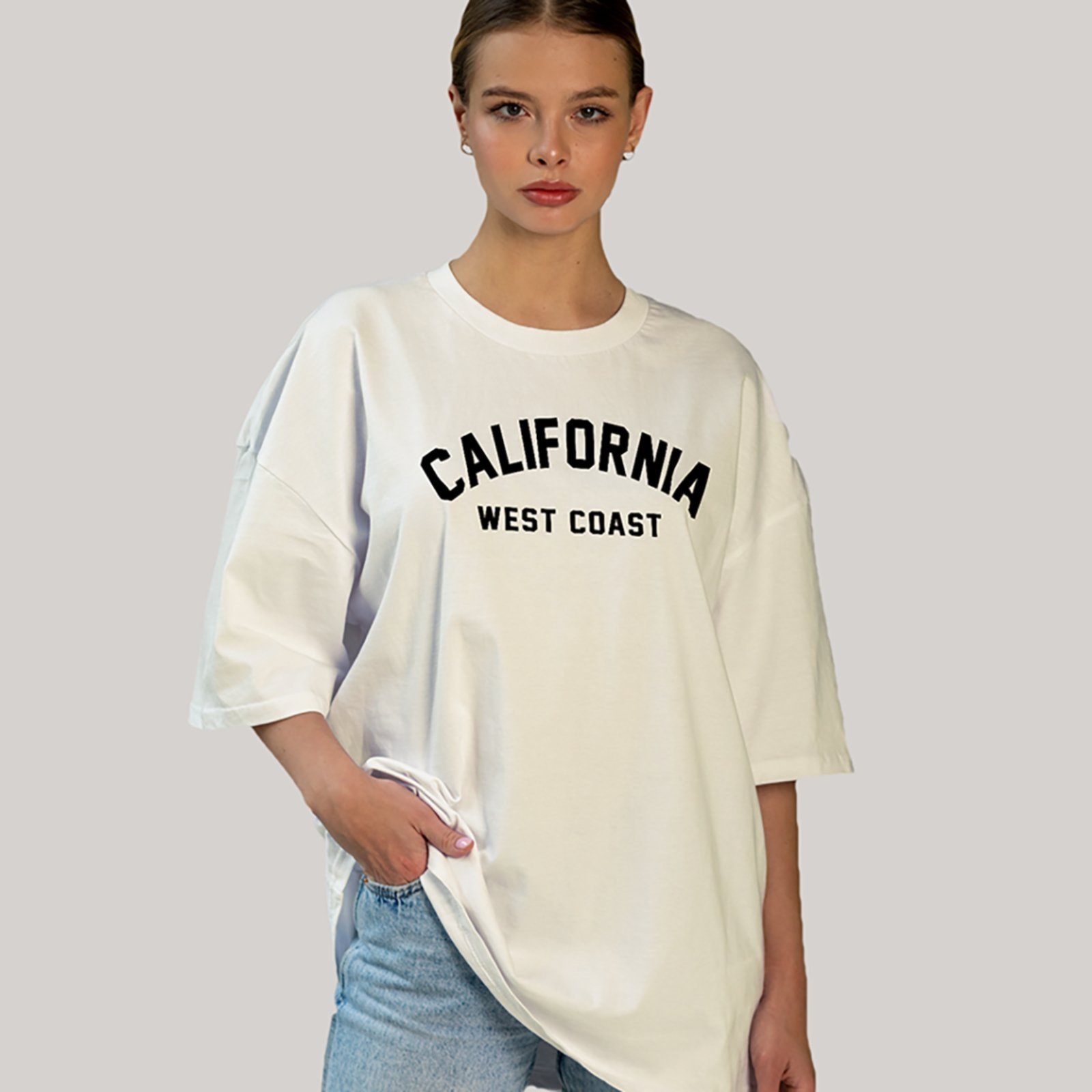 Camiseta Ousy California West Coast Oversized Unissex Off White
