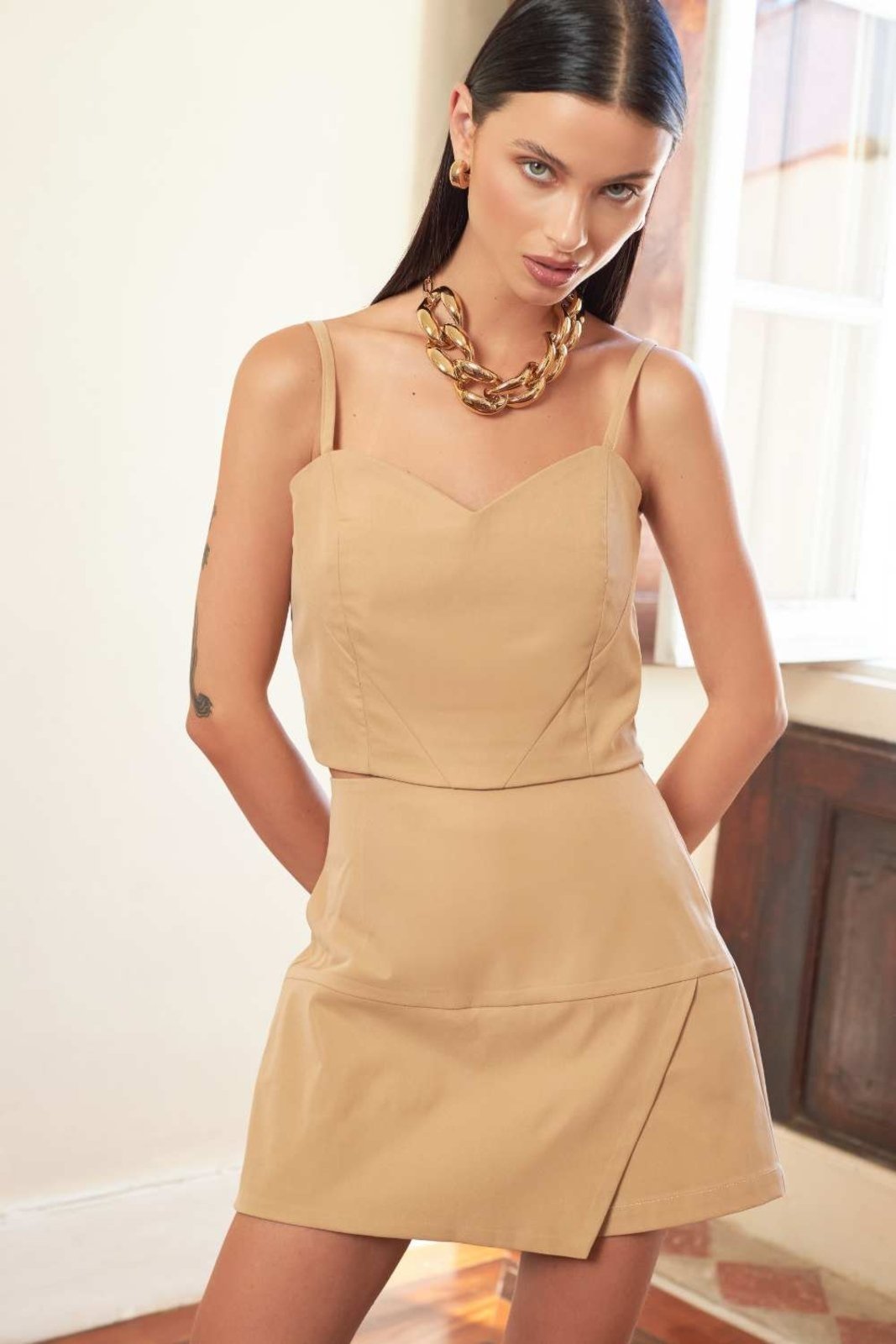 Vista 2 Blusa Vanibele Top Bege caramelo Vanibele caramelo