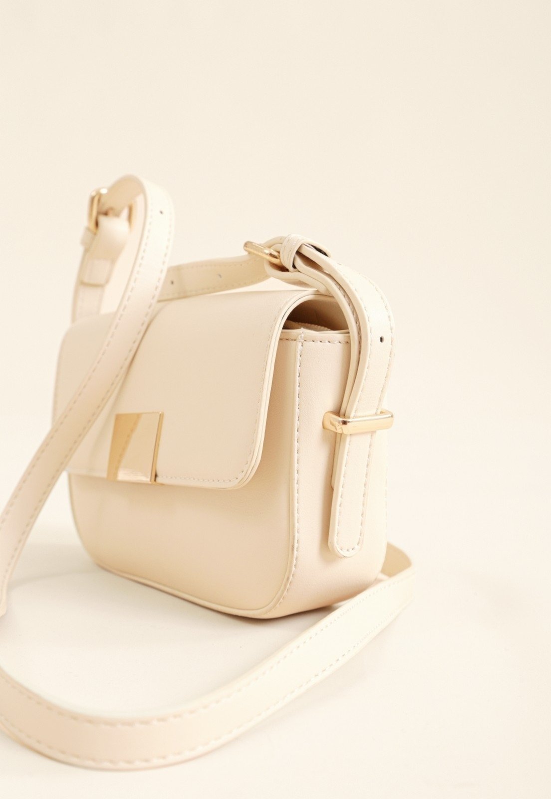Vista 3 Bolsa Pequena Crossbody Pop Me Fecho Dourado bege Pop Me bege