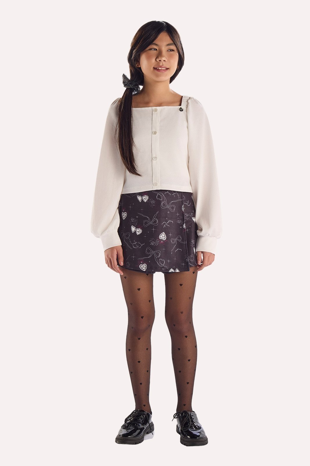 Infantil - Conjunto Preto Blusa Texturizada e Shorts Saia Estampado
