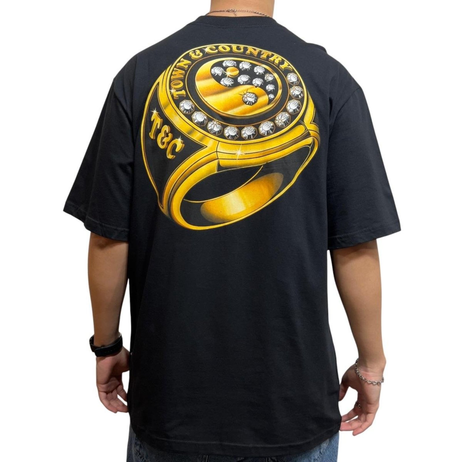 Camiseta Oversized Ring Off Star-Town &Country - Preto