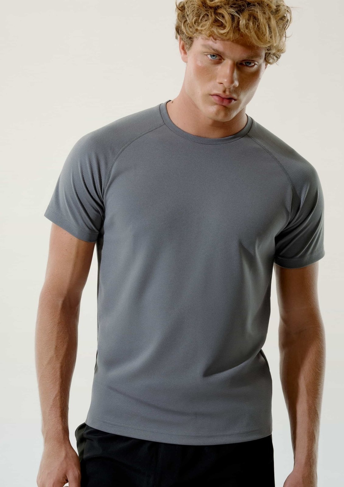 Vista 2 Camiseta Esportiva Masculina Manga Curta Raglan Hering HERING SPORTS azul HERING SPORTS azul