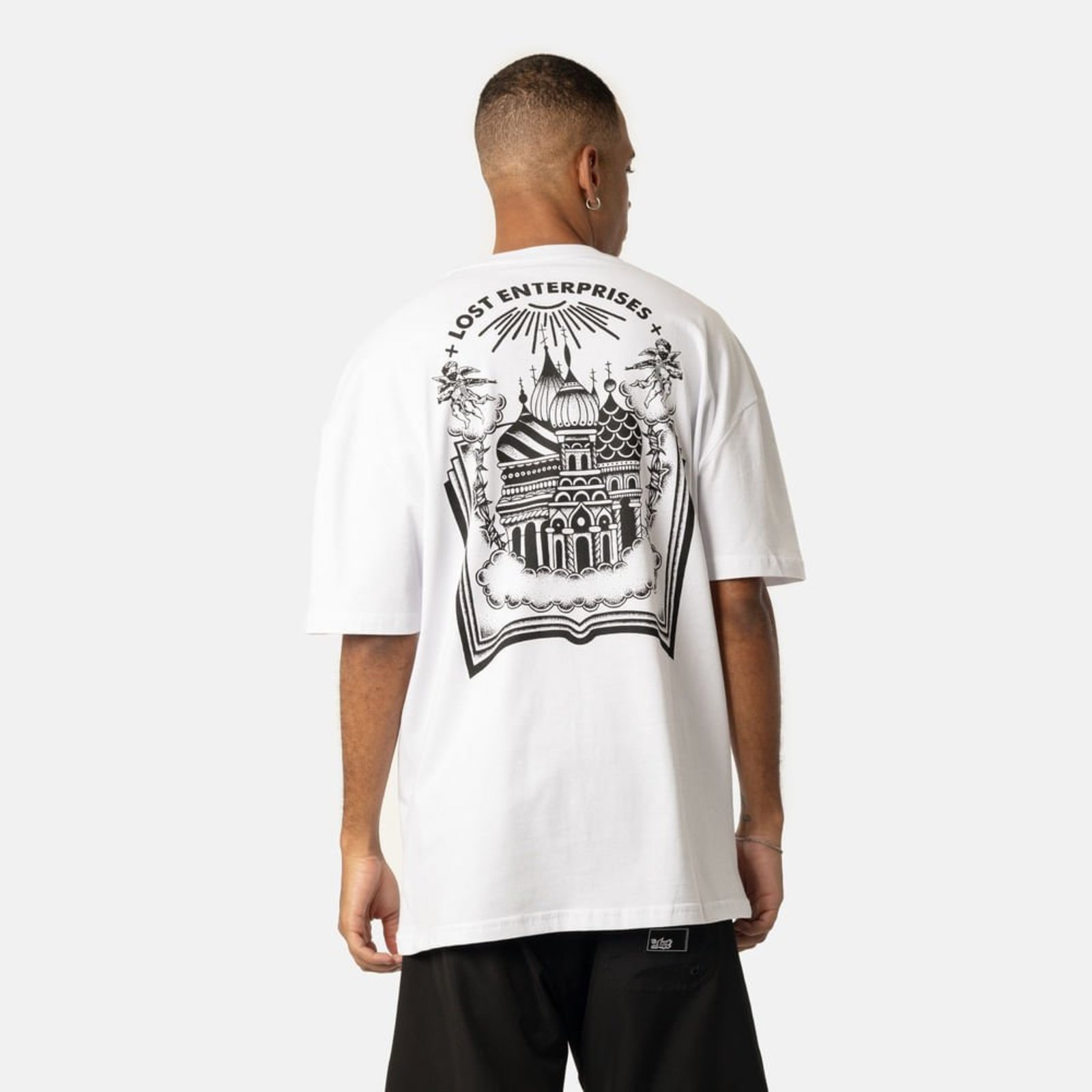 Vista 2 Camiseta Box Fit Lost Church Enterprises branco Lost branco