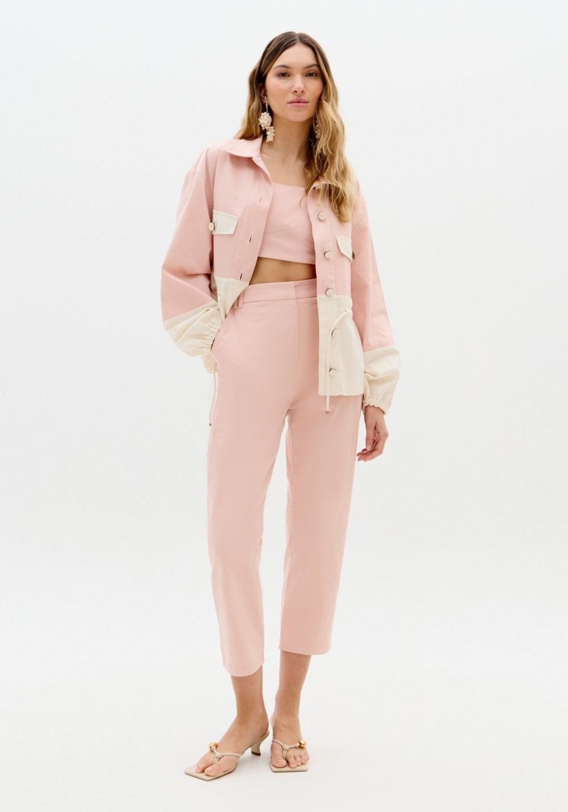 Calça Carrot Com Bolsos Cintura Alta Lança Perfume