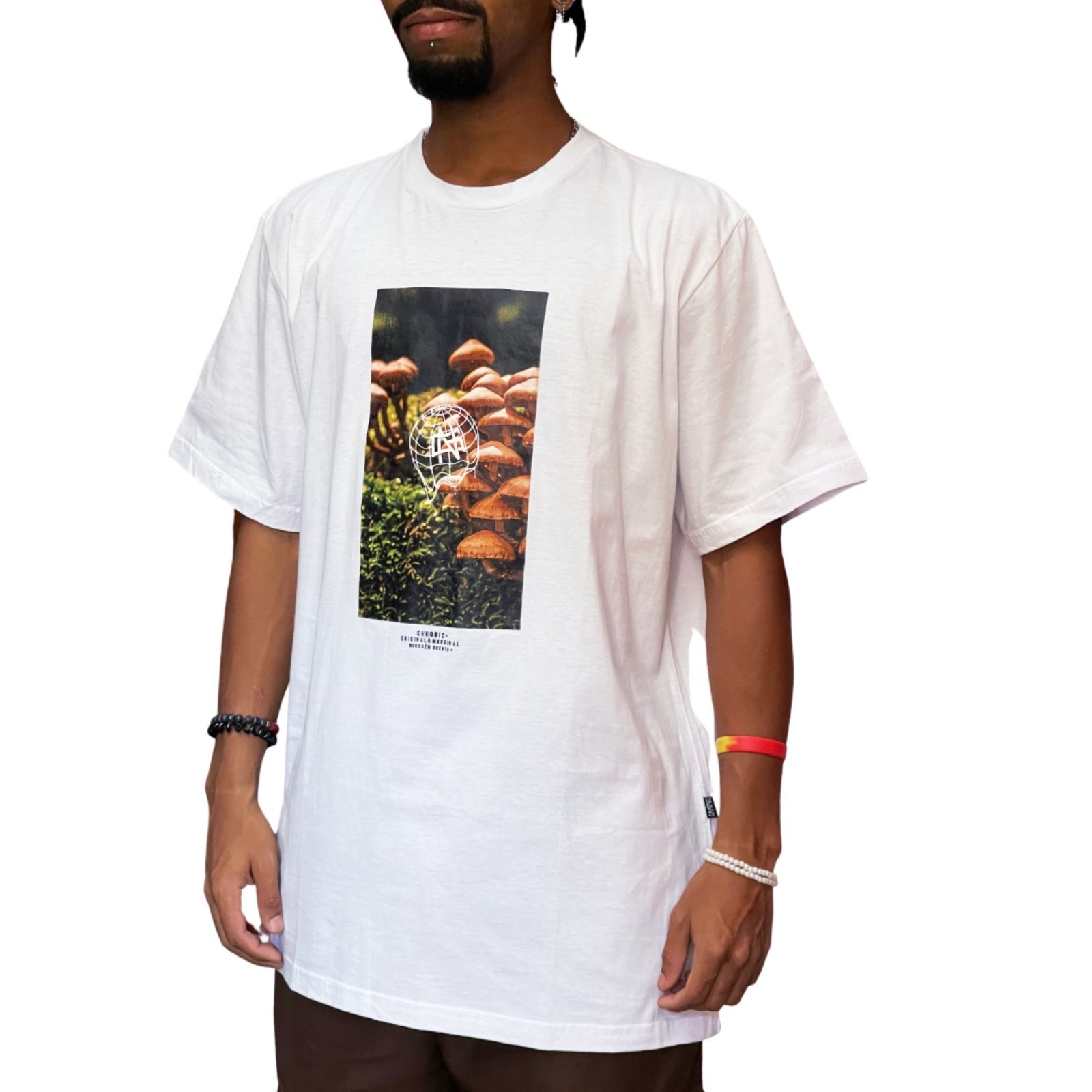 Camiseta Chronic mushrooms Free White Branco