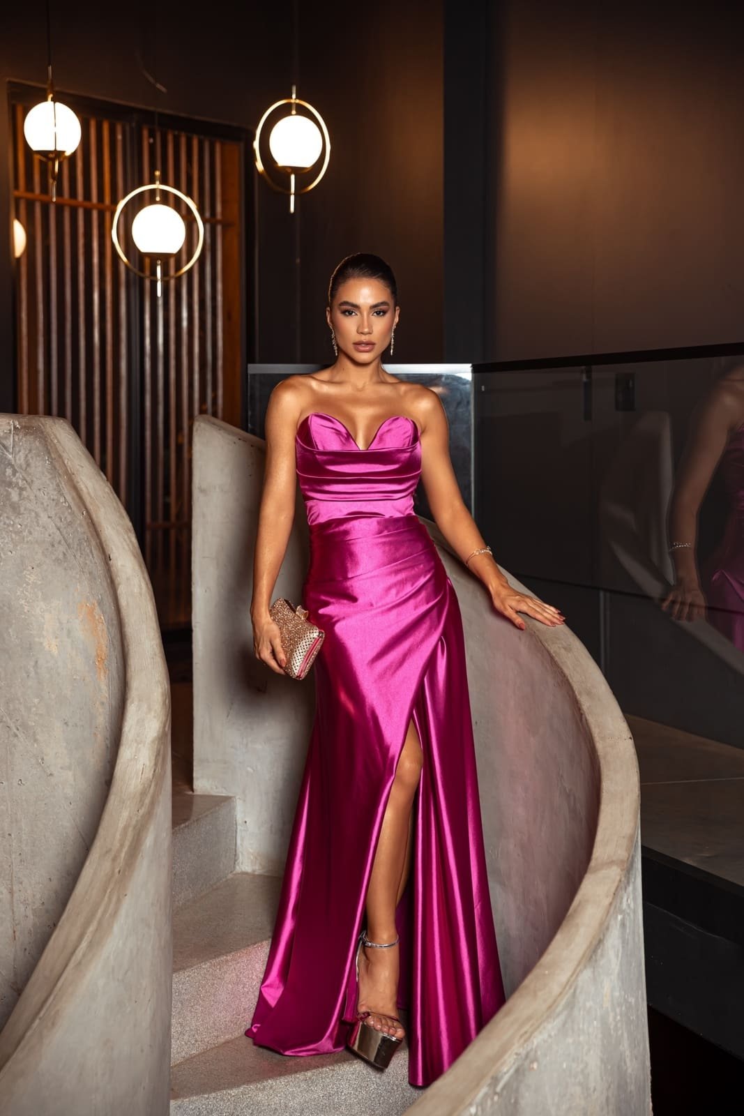 Vestido Longo de Festa Madrinhas Tomara que Caia Corselete com Fenda Arlye Rosa Pink