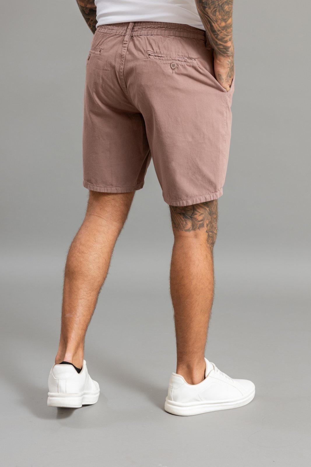 Vista 3 Bermuda Masculina Slim Sport Fino em Sarja Dialogo Dialogo Jeans marrom Dialogo Jeans marrom