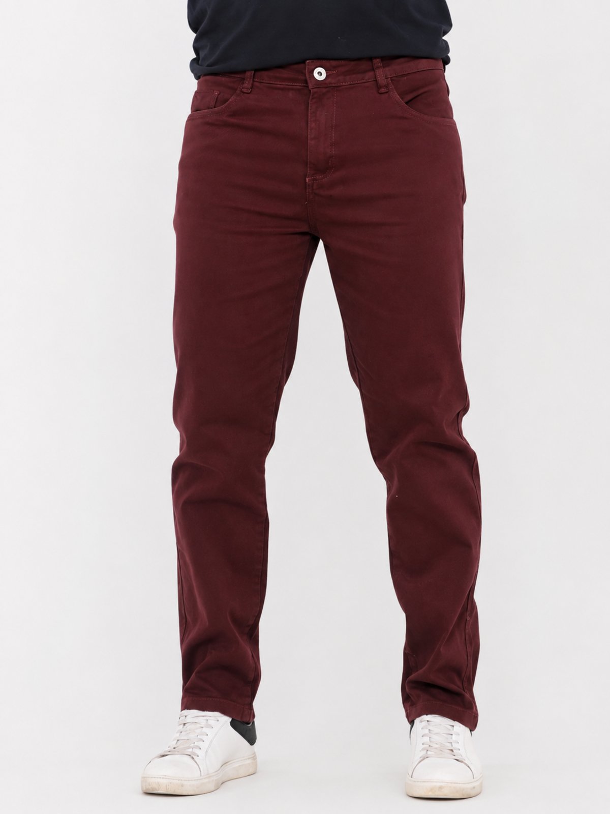 Calça de Sarja Masculina na Cor Vinho Corte Tradicional Alleppo Jeans