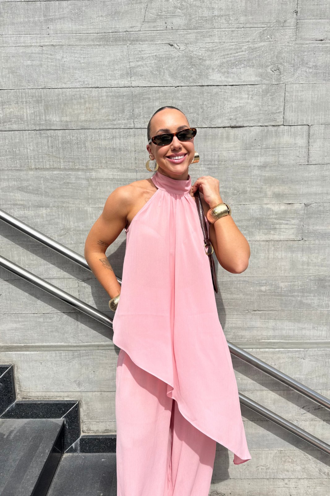 Blusa Vanibele Assimétrica Midi Gola Halter Emily Rosa