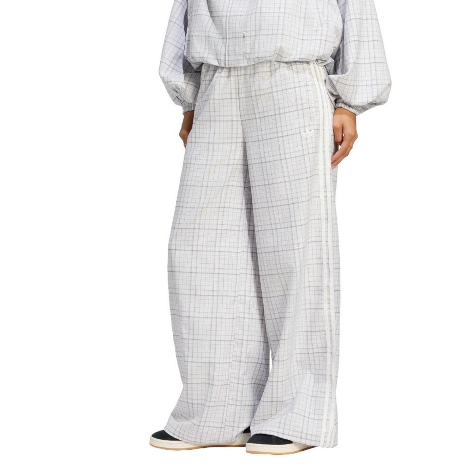 CALÇA ESPORTIVA LARGA XADREZ adidas Originals Cinza