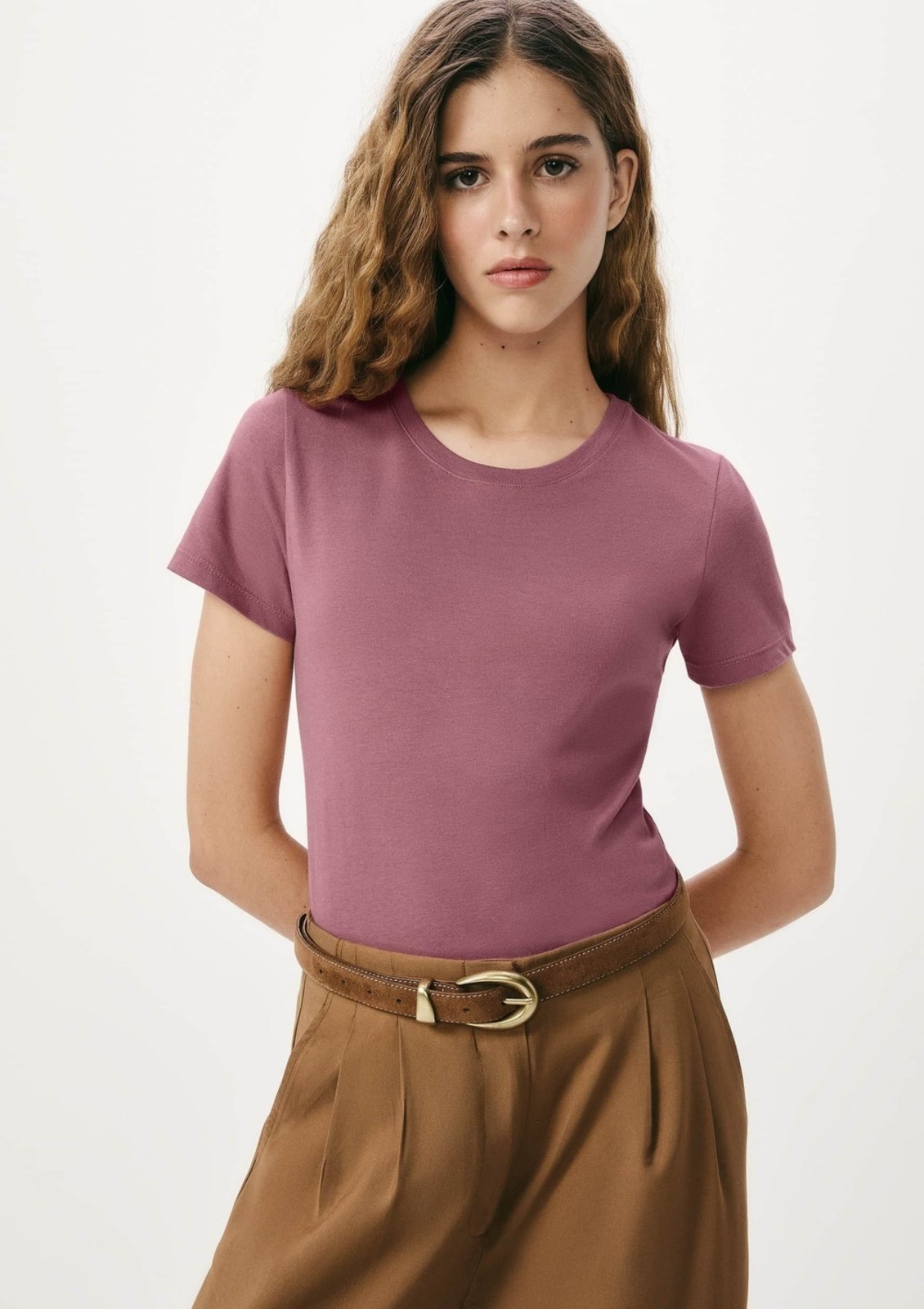 Camiseta Básica Feminina Slim World Hering