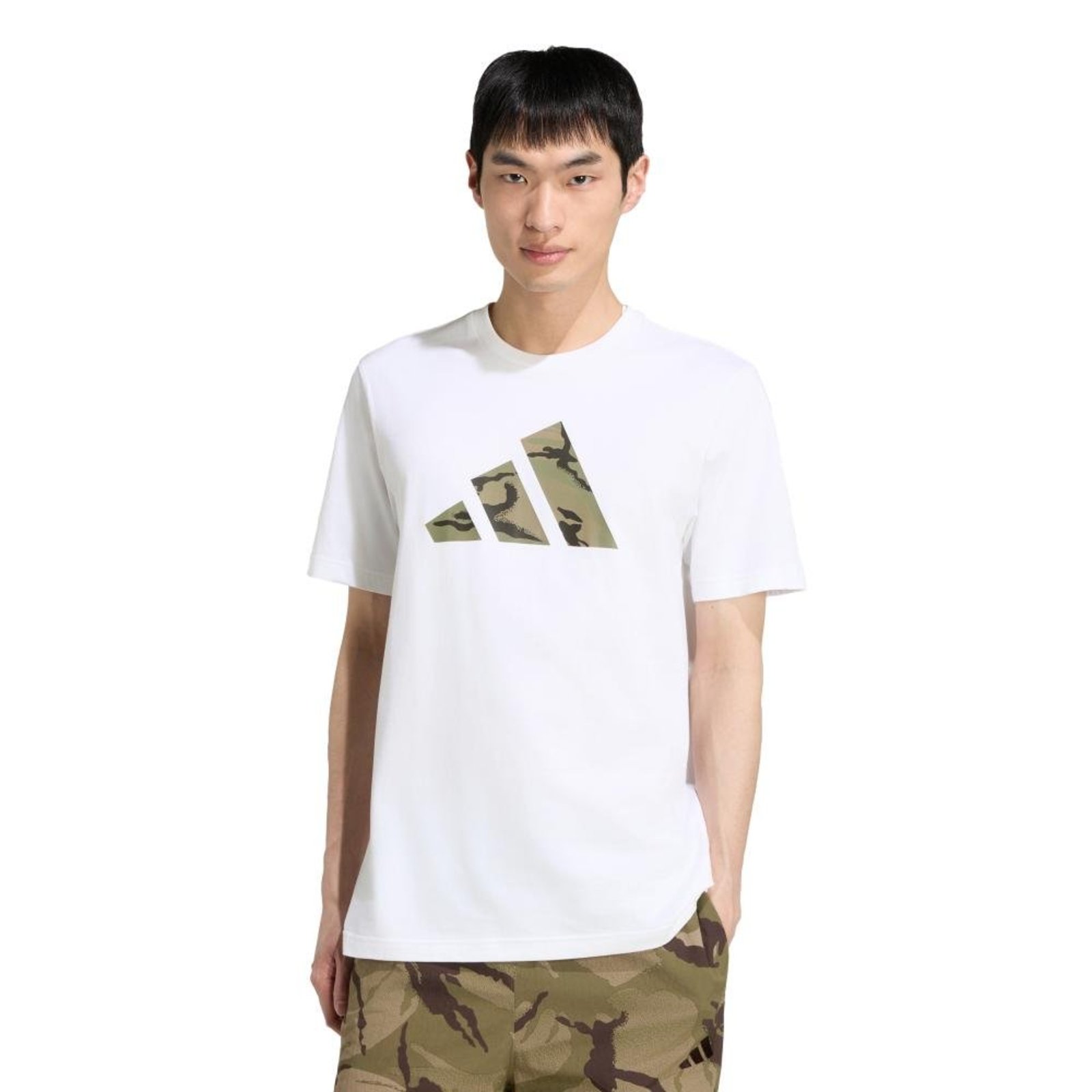 Camiseta Estampada Camo Três Barras adidas Sportswear Branco