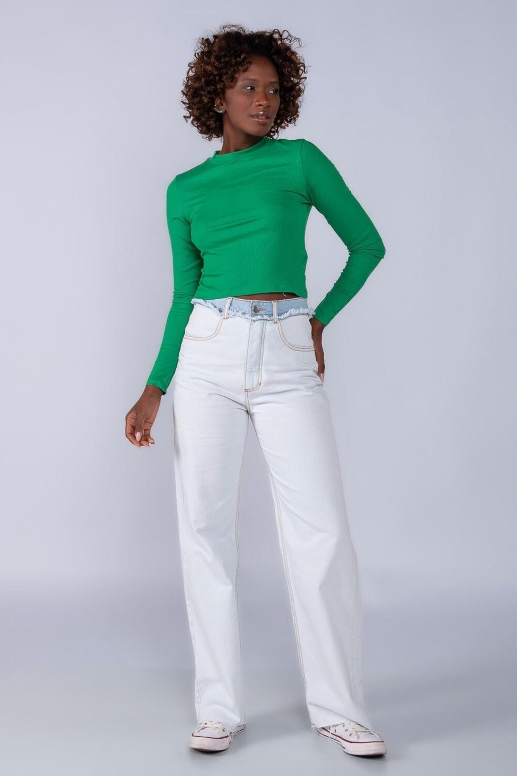 Blusa basica em viscose manga longa canelada Verde