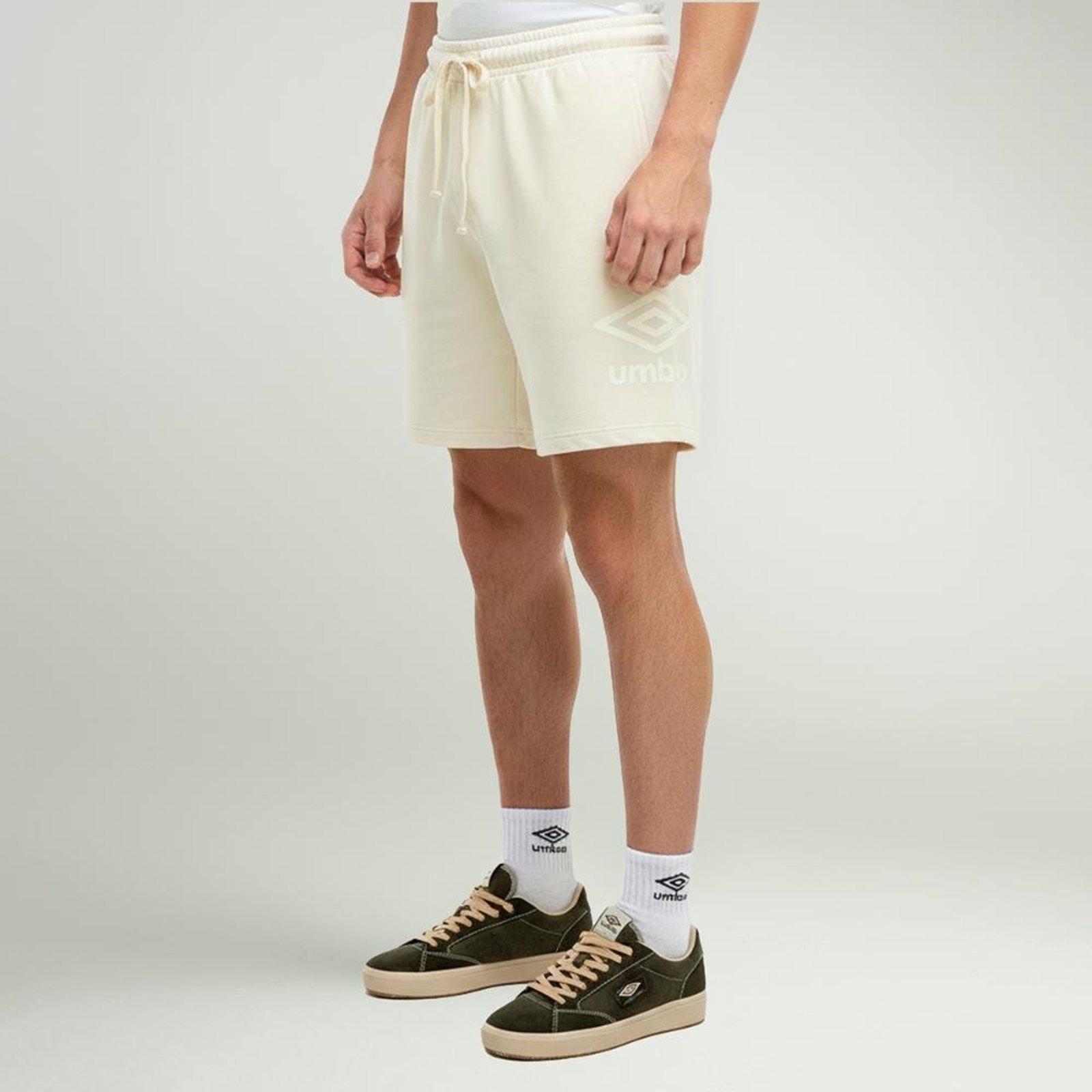 Bermuda Masculina Umbro Essential Comfy Incolor