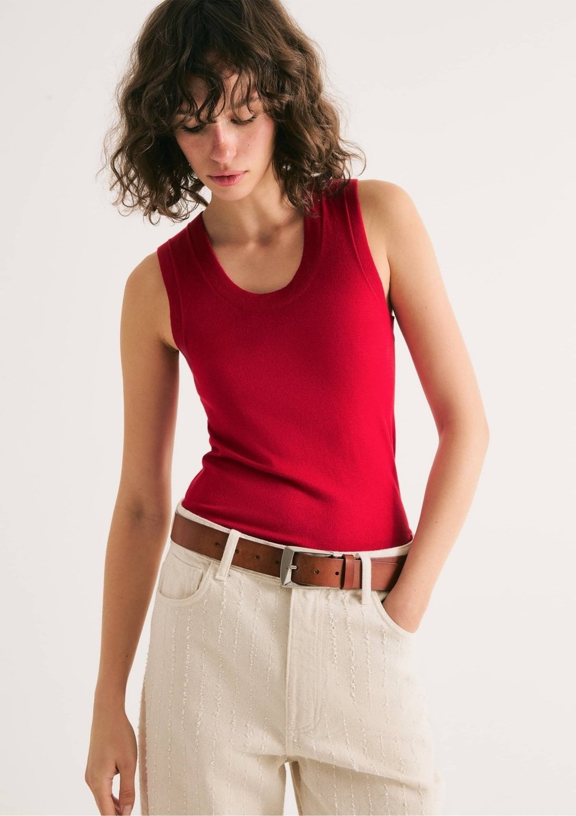 Regata Feminina Slim Decote U Em Tricô De Viscose Hering