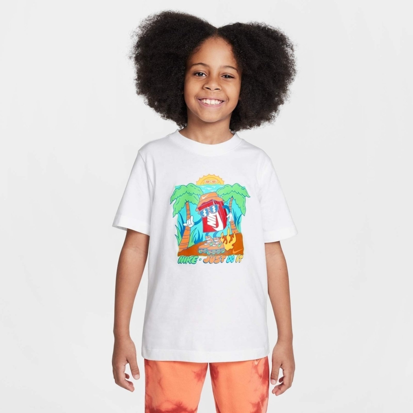 Infantil – Camiseta Nike Sportswear Boxy 3