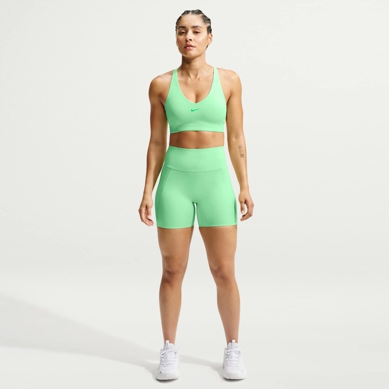 Shorts Nike Universa 5IN Feminino