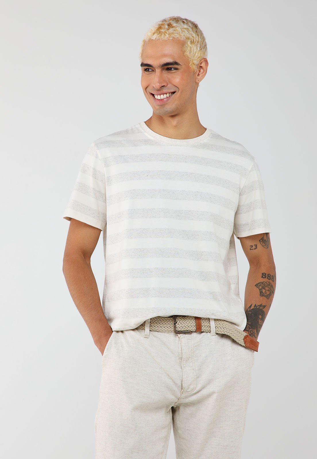 Camiseta Masculina Hering Listrada Off-White