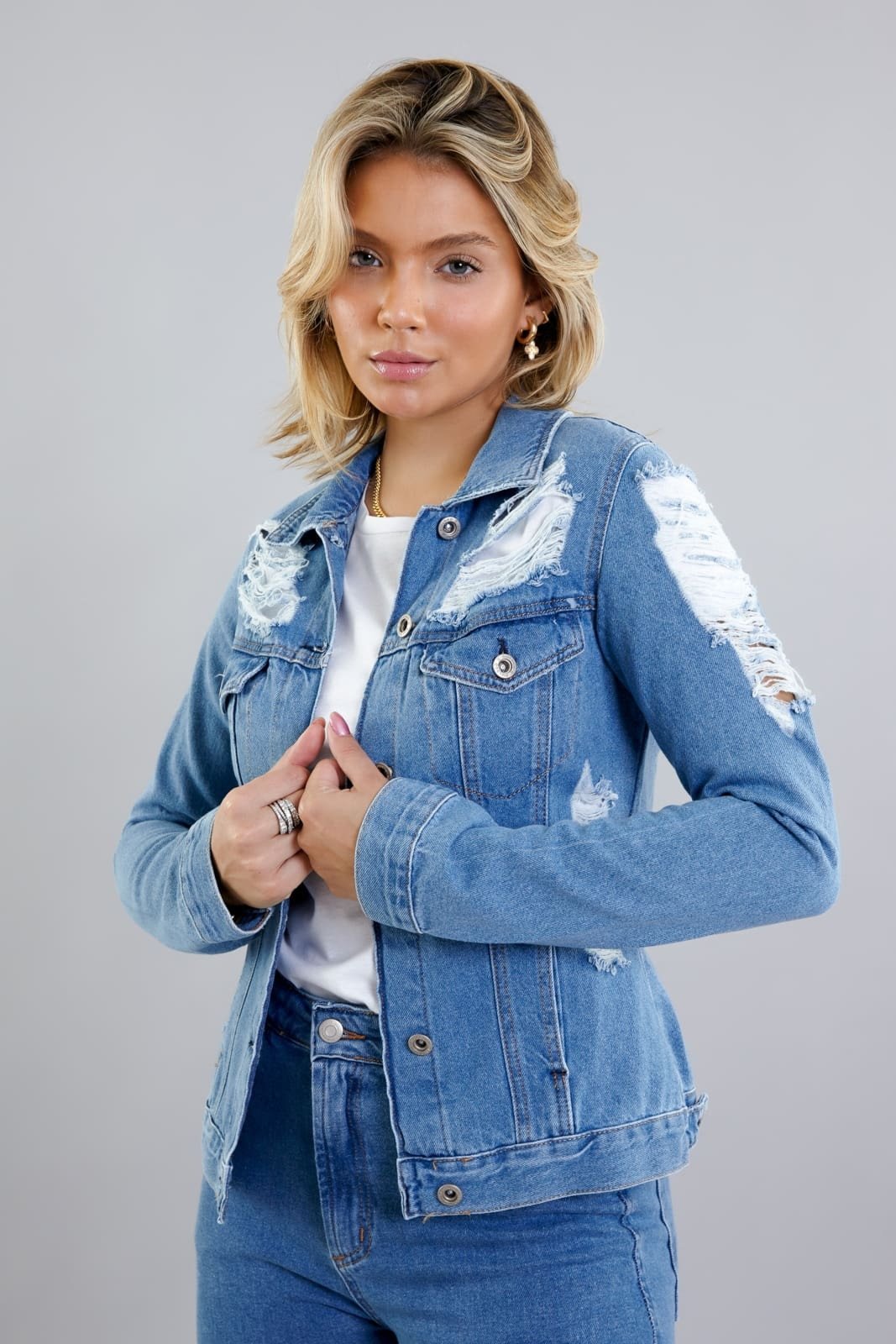 Jaqueta Jeans Destroyer Lavagem Clara Feminina Dialogo Azul