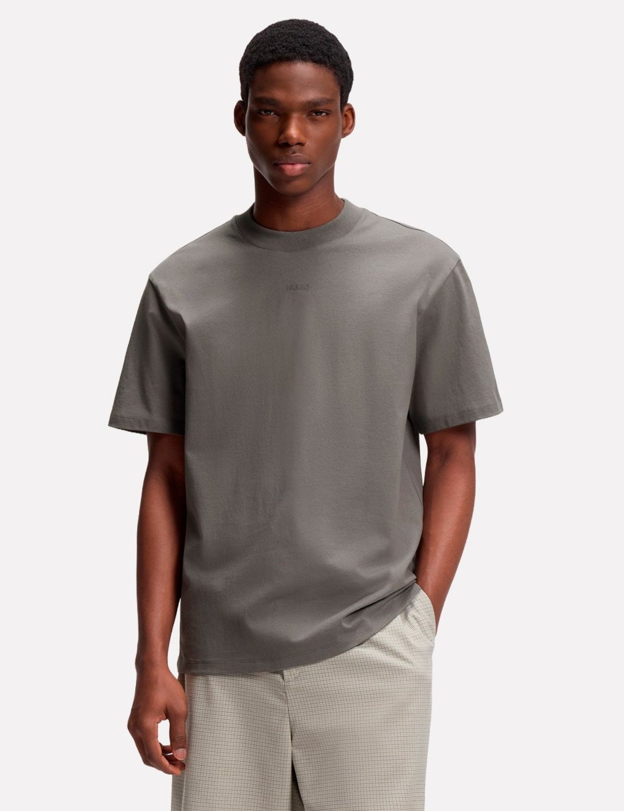 Camiseta Hugo Boss Masculina Dapolino Relaxed Cinza