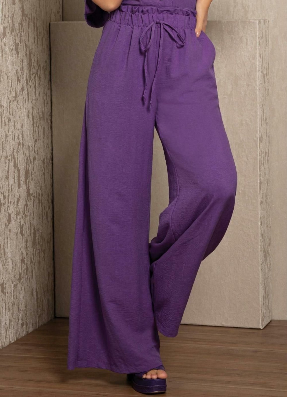Calça Elástico Na Cintura E Bolsos Roxa Colorido Quintess