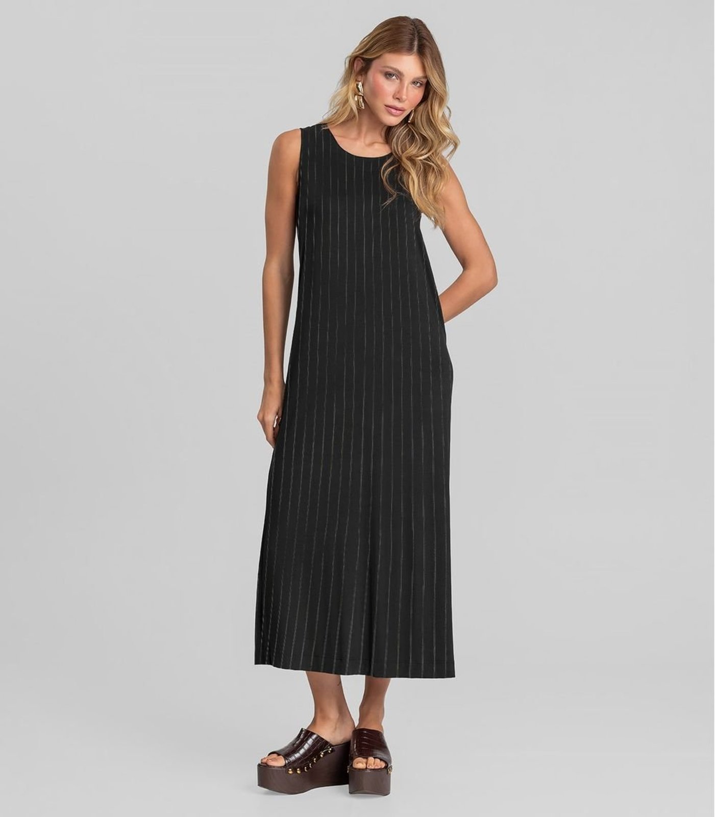 Vestido Midi Feminino em Viscotorcion Dianna Preto