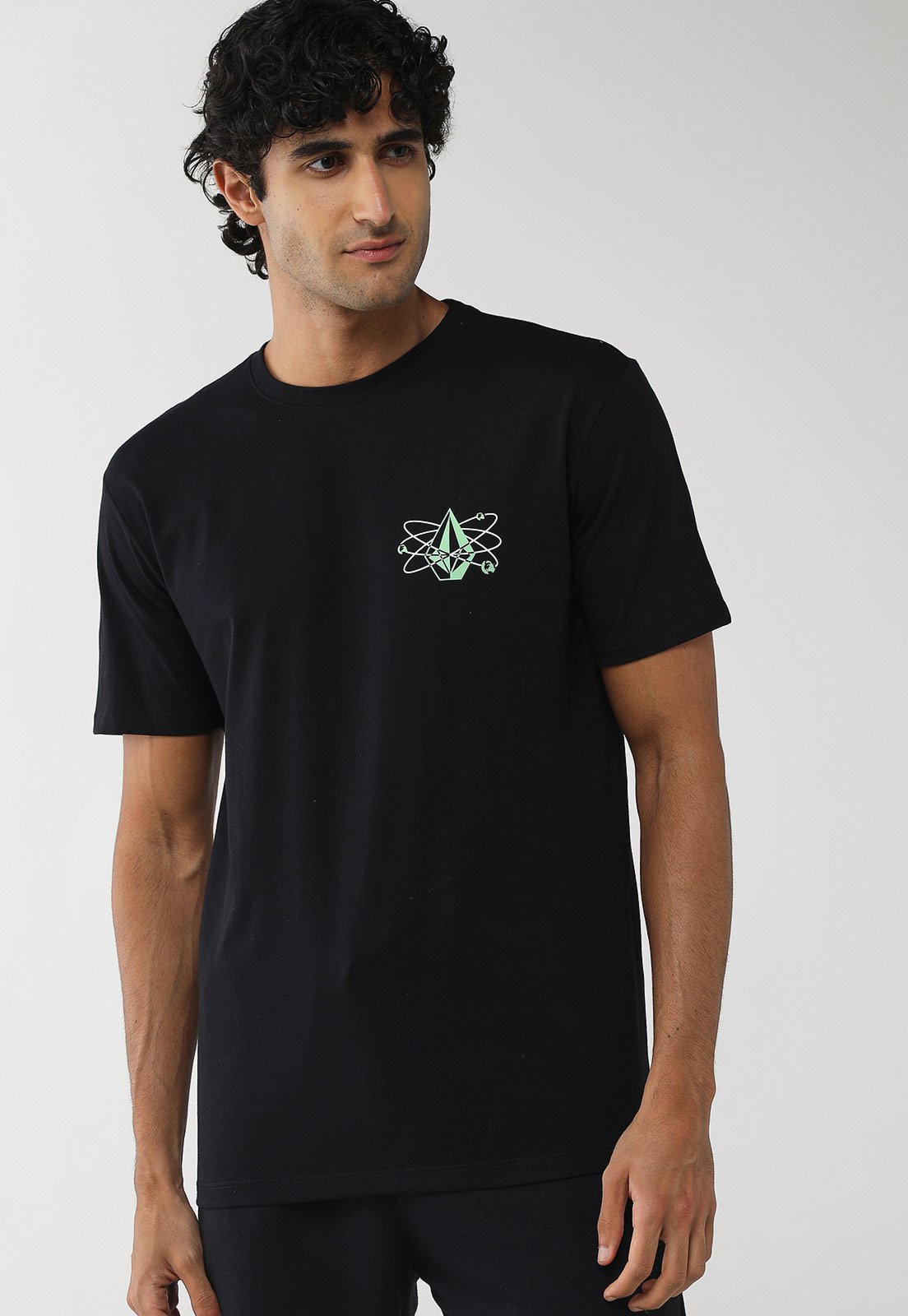 Camiseta Masculina Volcom Silk MC Multiverse Preta