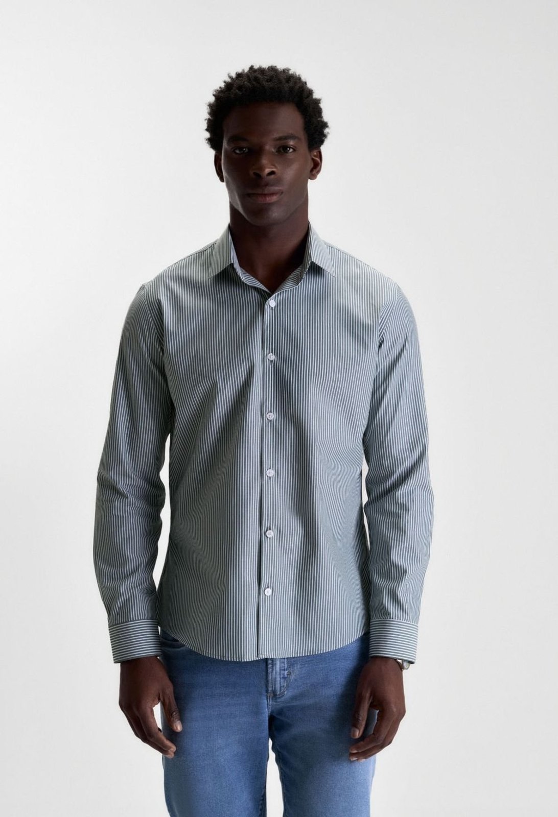 CAMISA DOCTHOS SLIM MANGA LONGA PREMIUM COTTON LISTRADA CAMISA DOCTHOS SLIM MANGA LONGA PREMIUM COTTON LISTRADA 041 VERDE MILITAR G