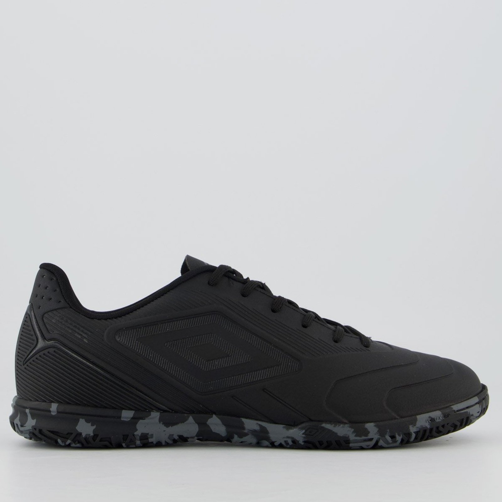 Chuteira Umbro Attak III Futsal Preta