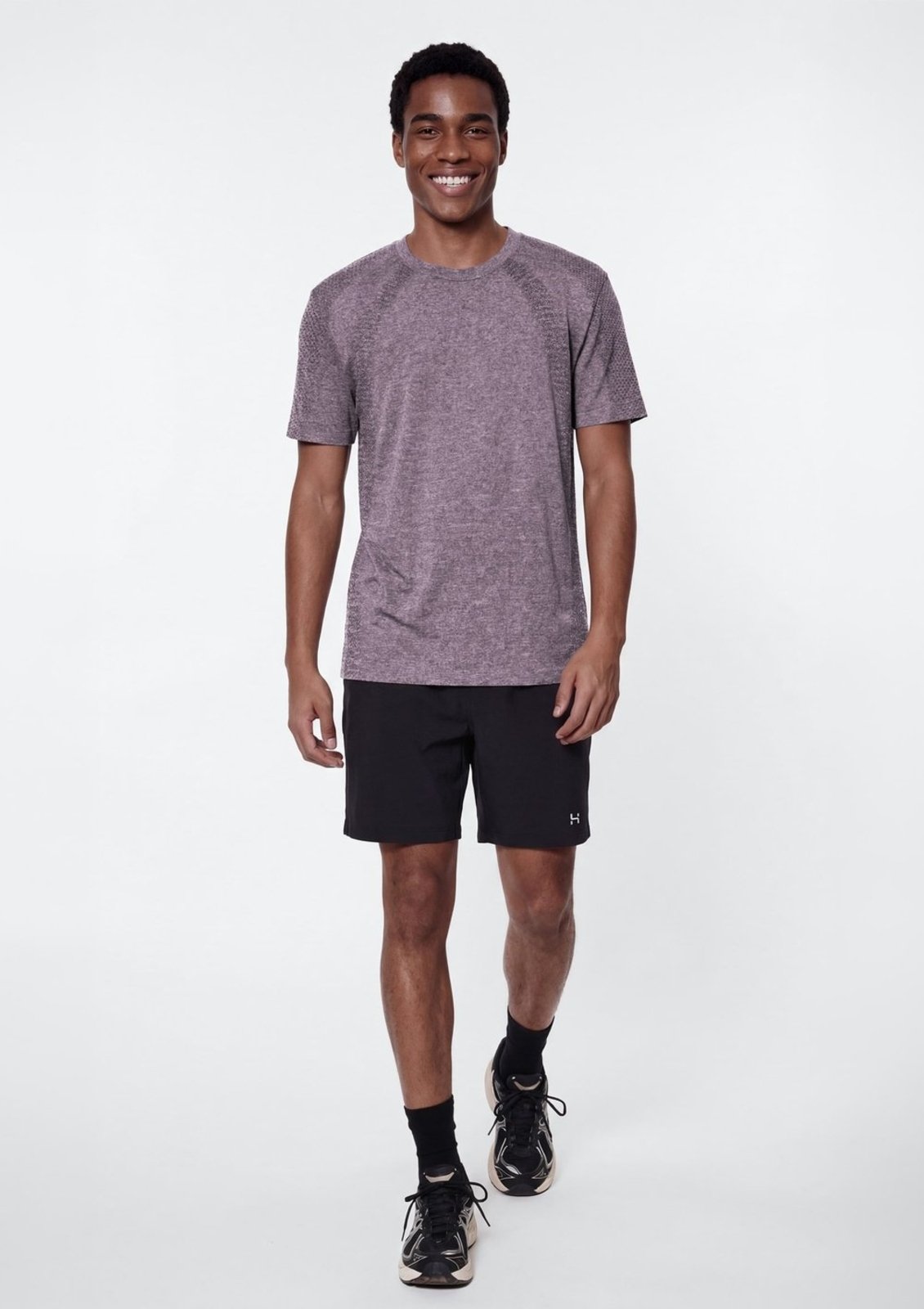 Camiseta Esportiva Masculina Texturizada Sem Costura Hering