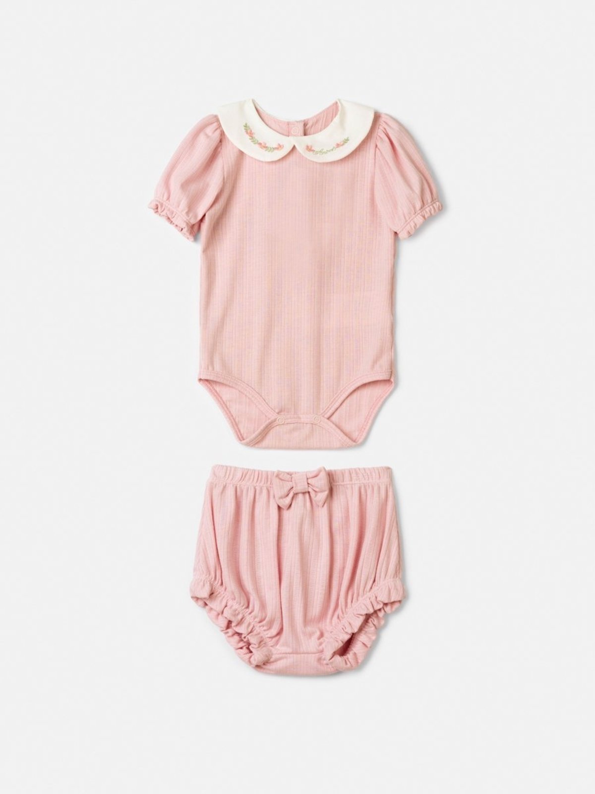 Infantil - Conjunto Body e Shortinho Rosa com Bordado Floral na Golinha