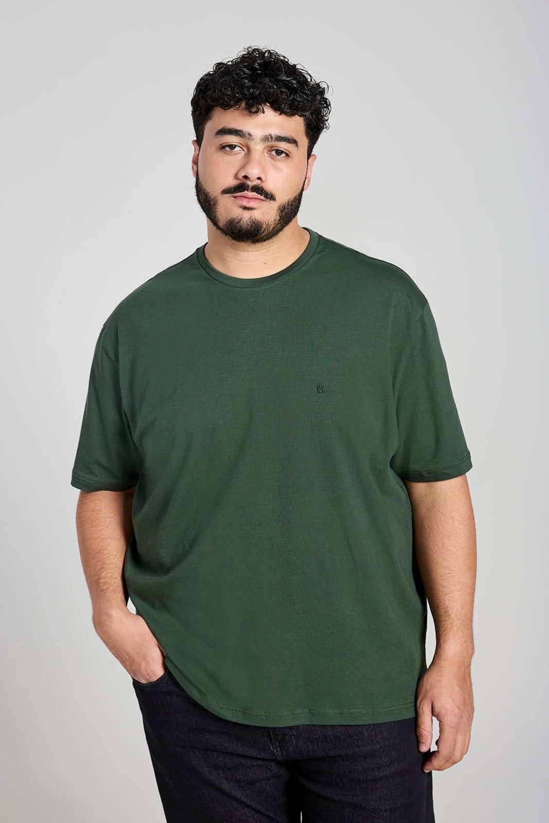 HIGHSTIL Camiseta Manga Curta Comfort Malha Básica - Verde Militar