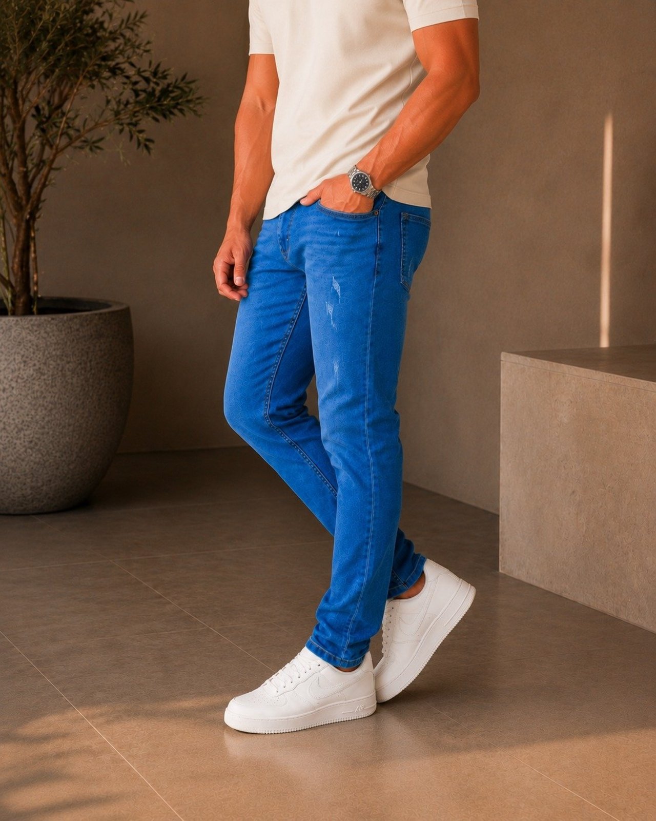 Calça Skinny Masculina Azul Clara Com Puídos Niha Jeans