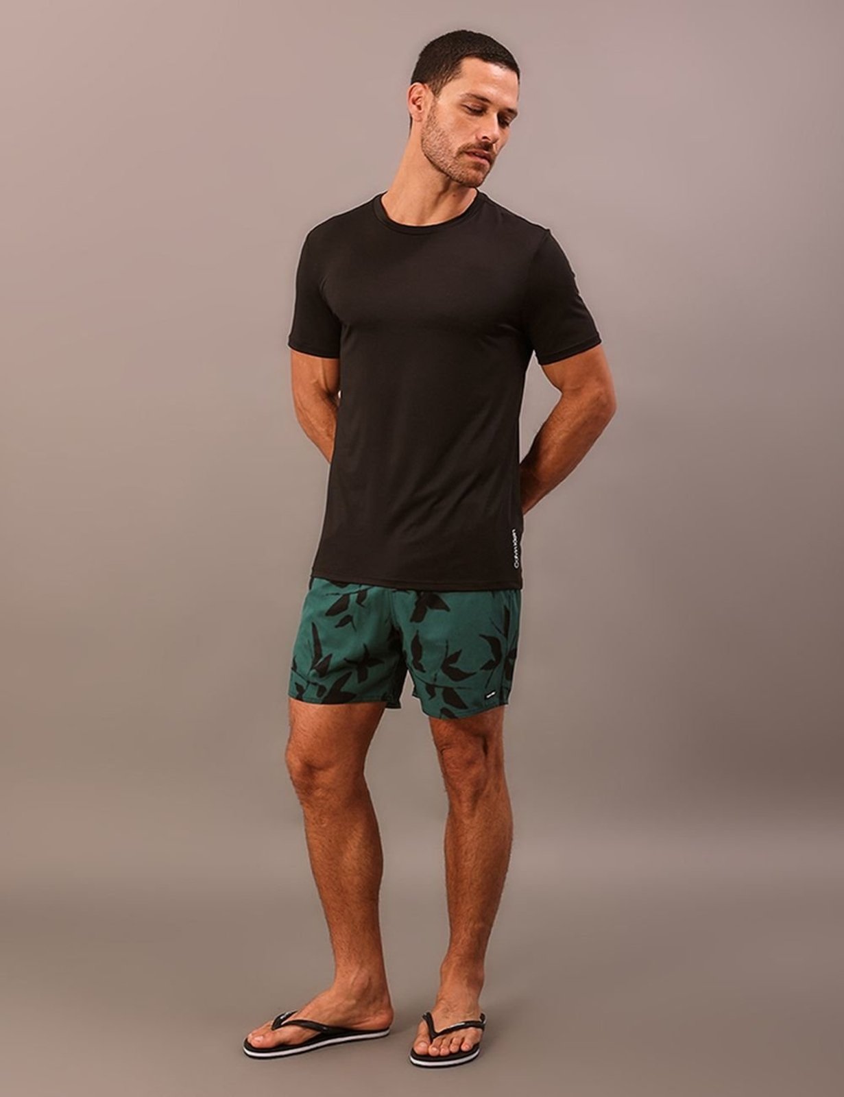 Camiseta Manga Curta Swimwear Masculino Uv - Preto Calvin Klein Jeans