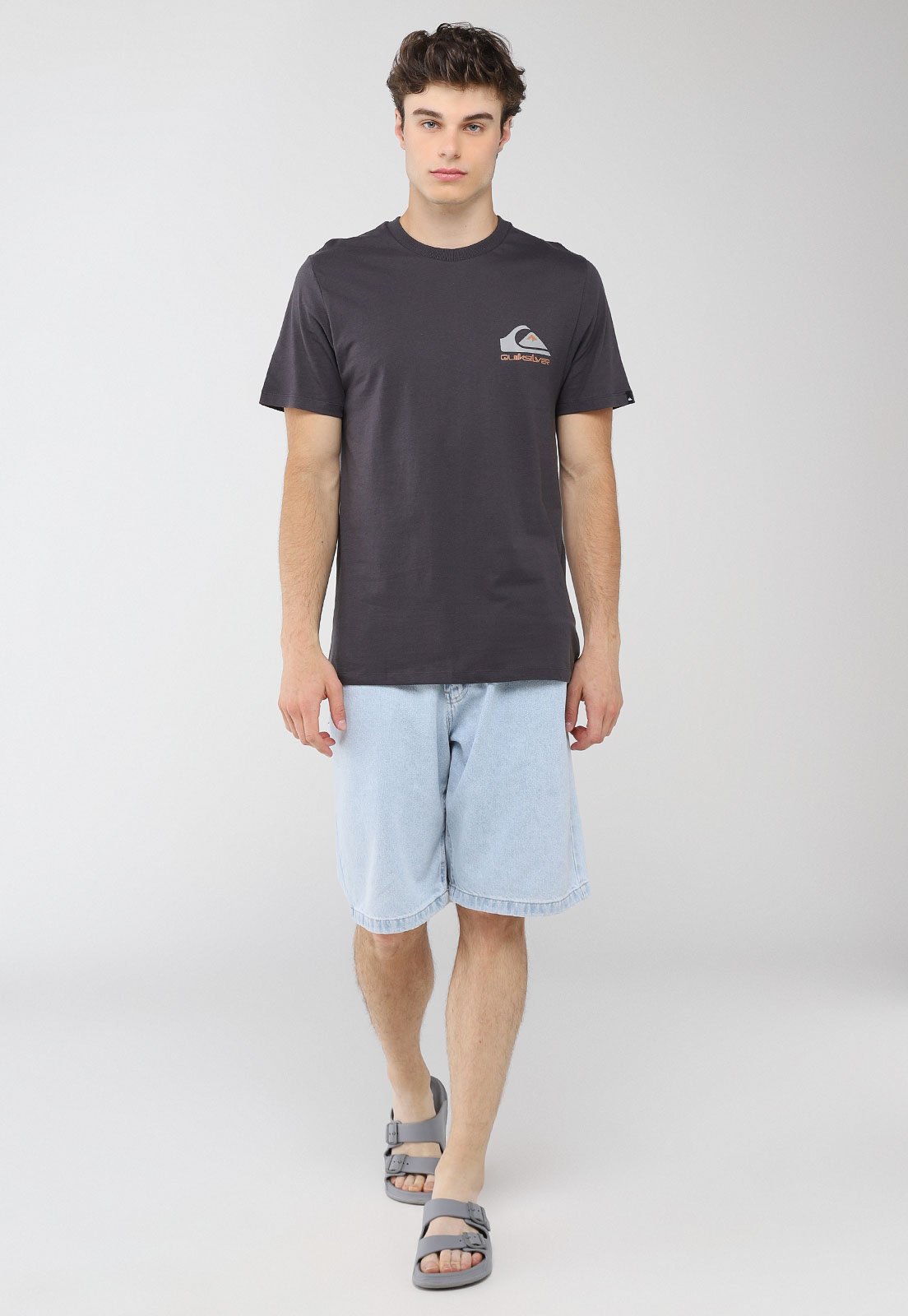 Vista 2 Camiseta Masculina Quiksilver Omni Logo Preta preto Quiksilver preto